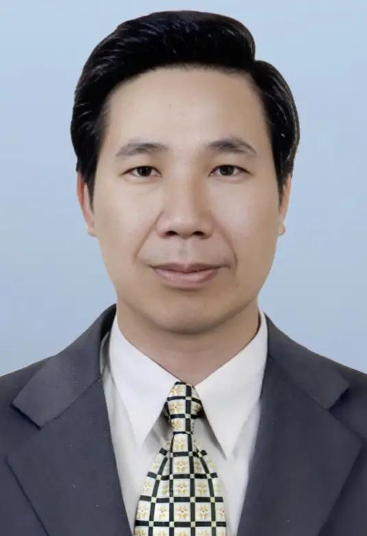 金门县长陈福海直接把话撂桌上了：“金门全县，从八十岁的老人到三岁的娃，没一个人反