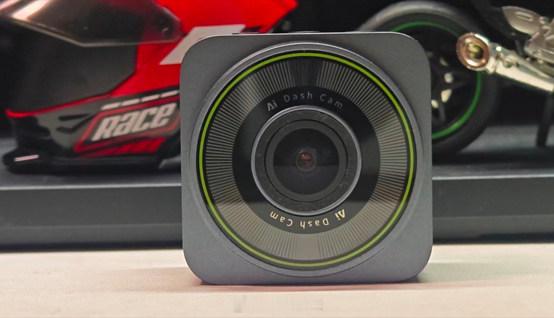 张雪820rr 骑行好物上新，360小魔方V6骑行记录仪！小巧机身大有能量，专为