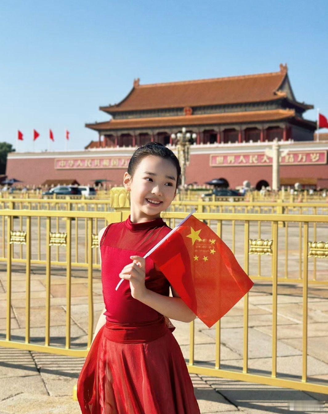 小酒窝跳柠檬叉星二代里很少看到像小酒窝大大方方的互联网的女鹅了[可怜][可怜][