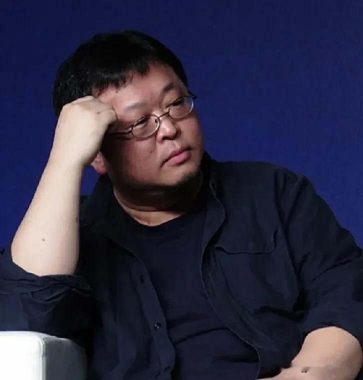 罗永浩被实名举报！

锤子科技的前投资人郑刚在韩国实名举报：罗永浩和"交个朋友"