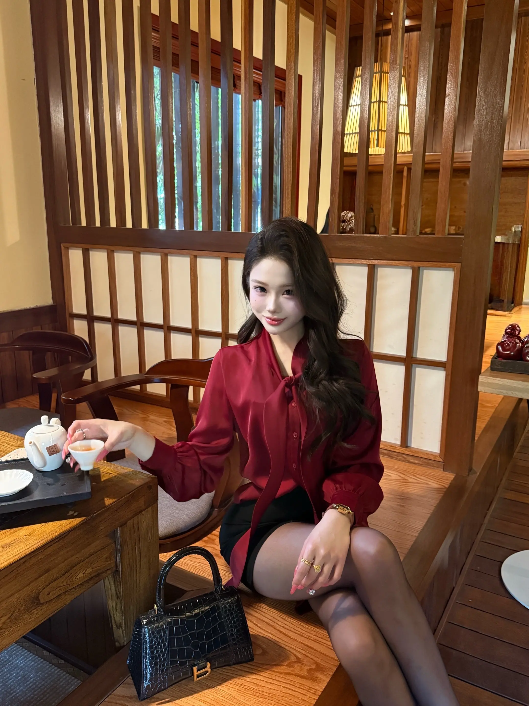再有钱也贿赂不了黑白无常，长的再漂亮也讨好不了阎王。别一天瞎焦虑，能有...