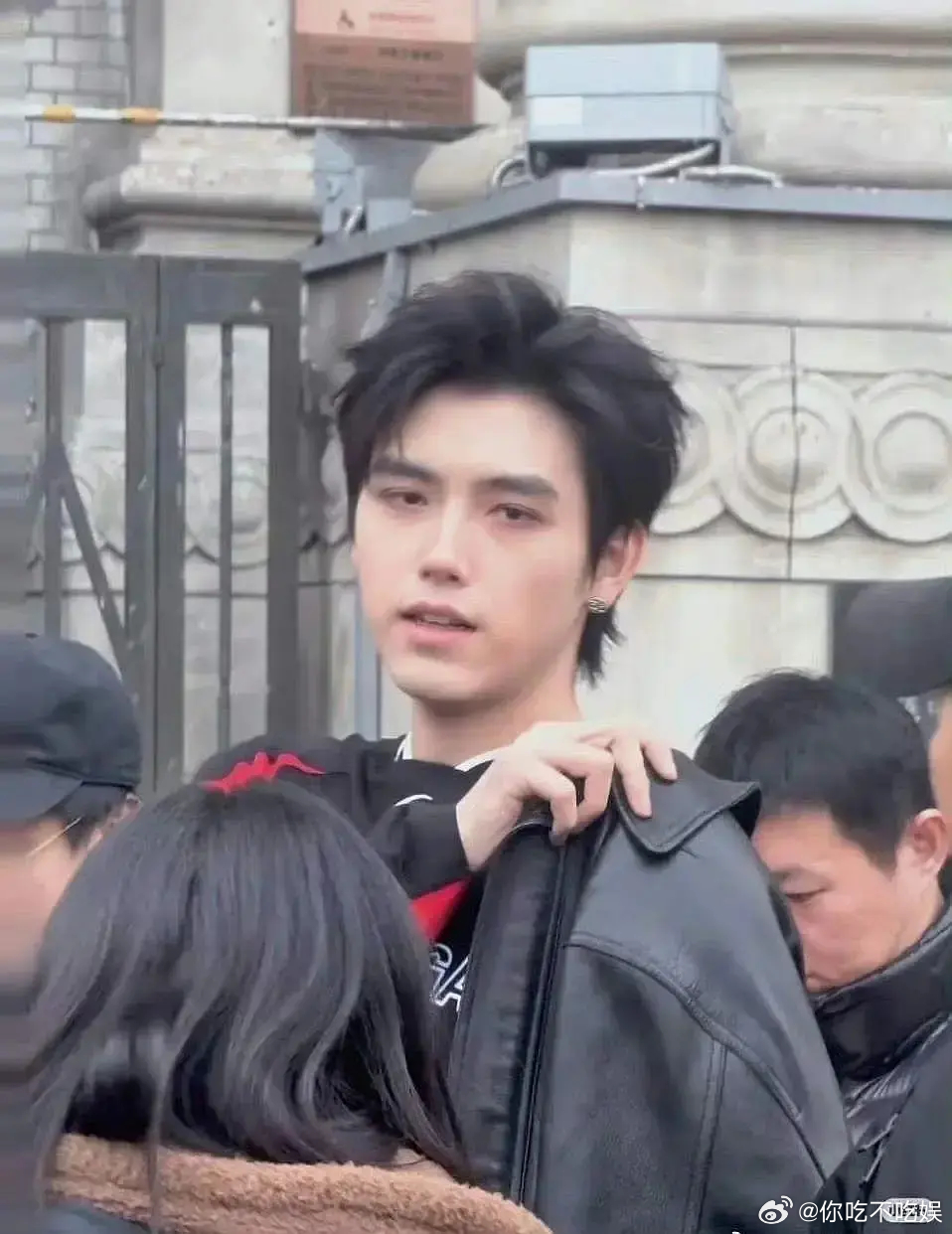 这网恋跟奔现，简直让人看得心碎了一地 