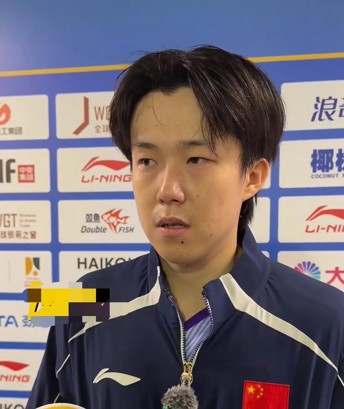 亚洲杯王楚钦小组赛3胜晋级正赛淘汰赛，赛后采访时谈到了他和孙逊指导，和孙导处在磨