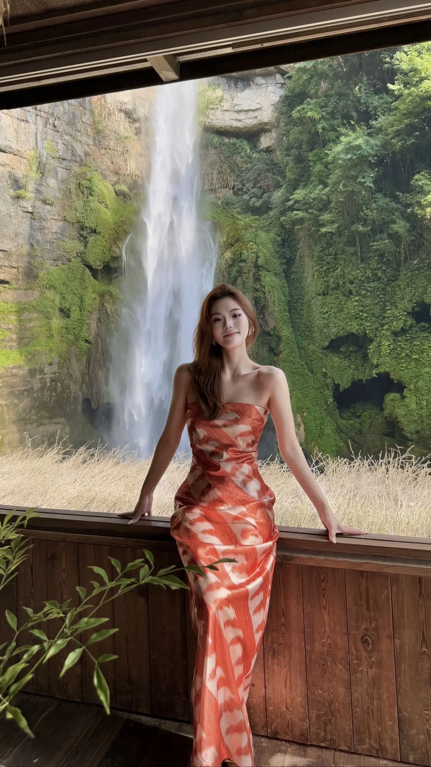 “我们不是一时兴起，而是奉陪到底” 万妮达为我定制的短剧进行曲