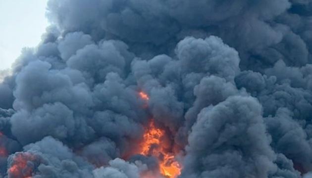 乌克兰安全局无人机袭击了俄罗斯“萨马拉”油站。

据乌克兰安全局消息人士向乌通社