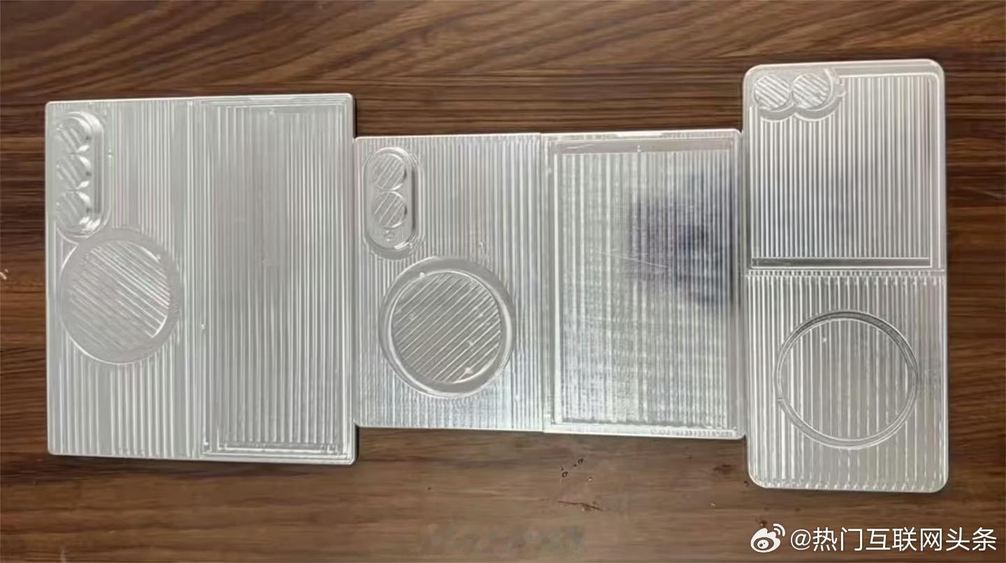三星阔折叠机模曝光消息源“SonnyDickson”在 X 平台发布推文，分享了