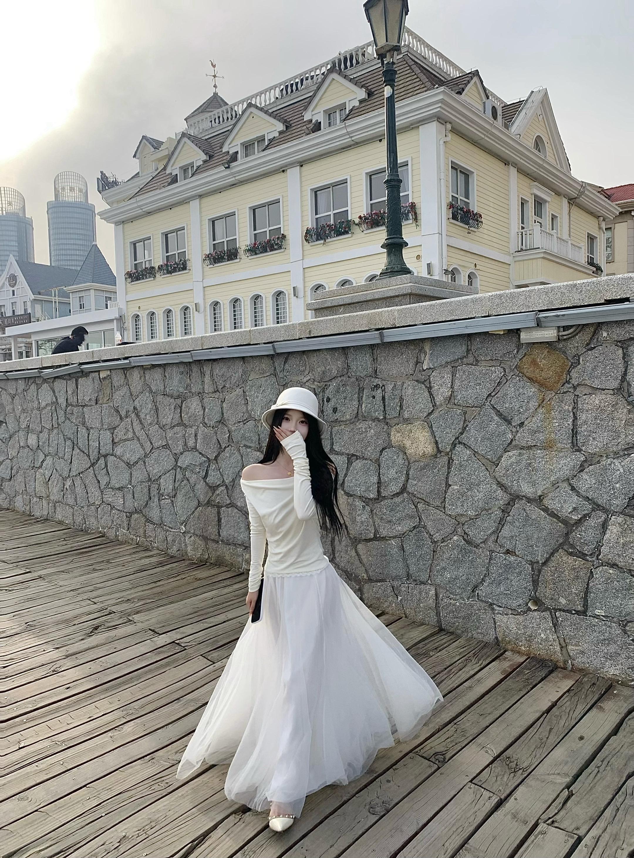 只想把自己养得越来越快乐 平静。