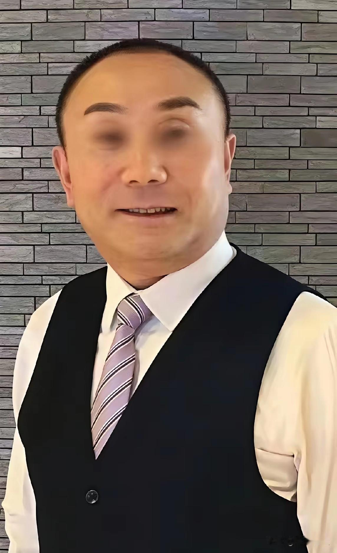 西安赛格商户严老板坠楼！

前员工含泪：严总从不摆老板架子，这结局太心疼

昨天