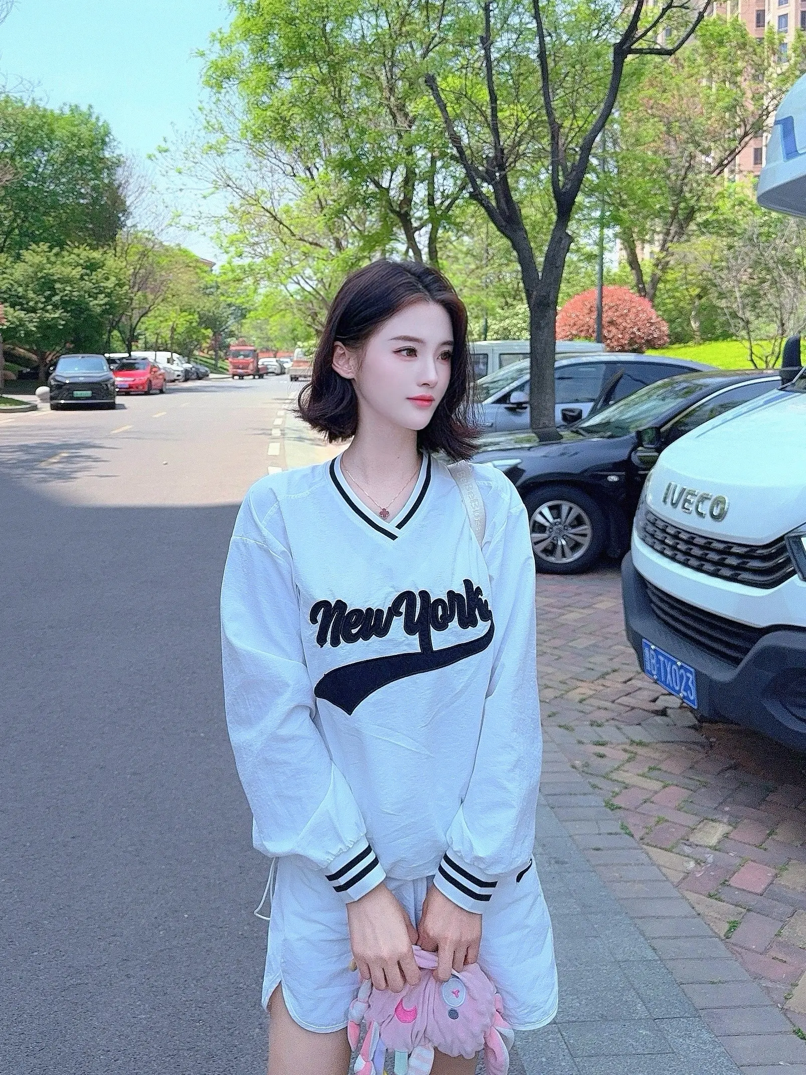 我说短发短发姑娘