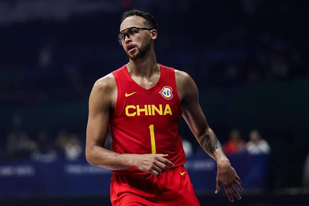 王哲林是否需要再次激活？

篮球世界杯中国男篮下一场将对阵菲律宾，篮球评论员苏群