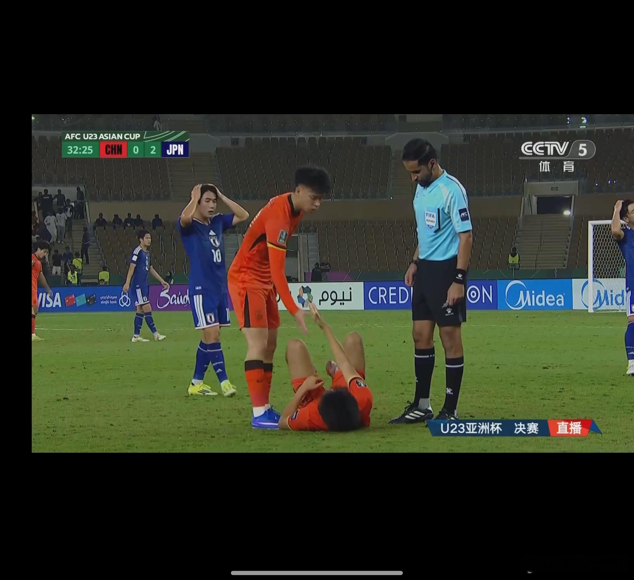 U23国足vs日本开场十几分钟，就被日本打进2球，感觉失误过多压力比较大没有发挥