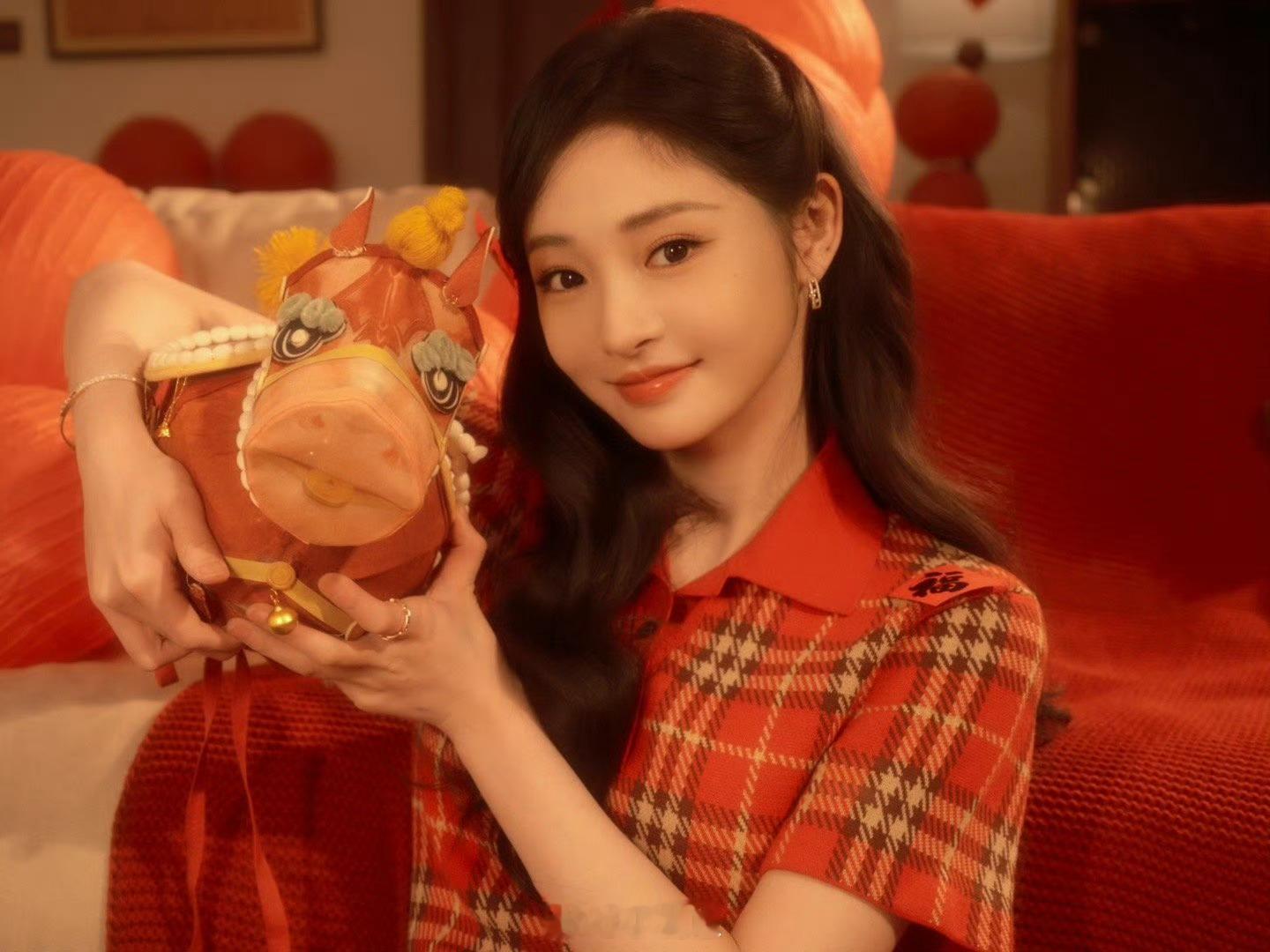 不让江山周洁琼四番 周洁琼的剧我必追！颜值演技都在线，人美气质绝，只要是她演的作