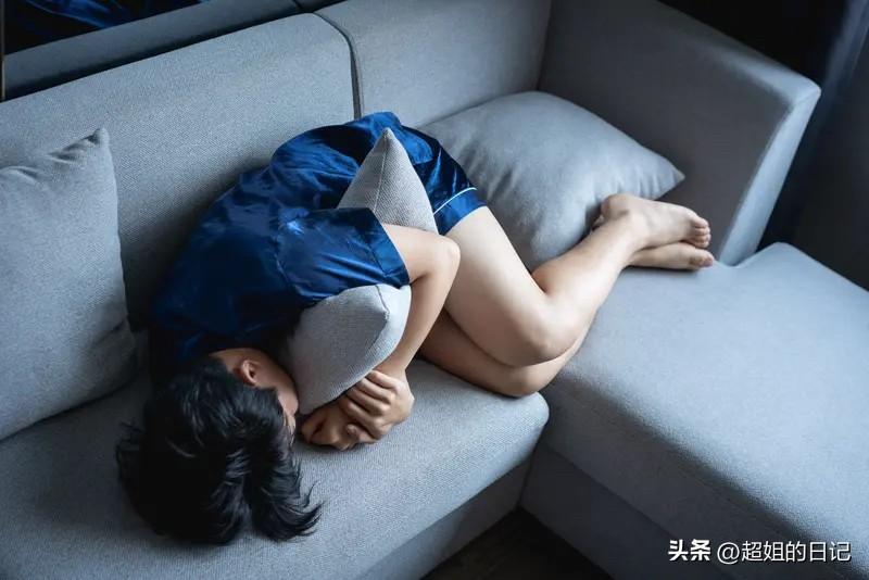 老杨昨天喝多了，磨磨唧唧说我虐待他，说我对他非打即骂，掐的他特别疼还🉐忍着。^