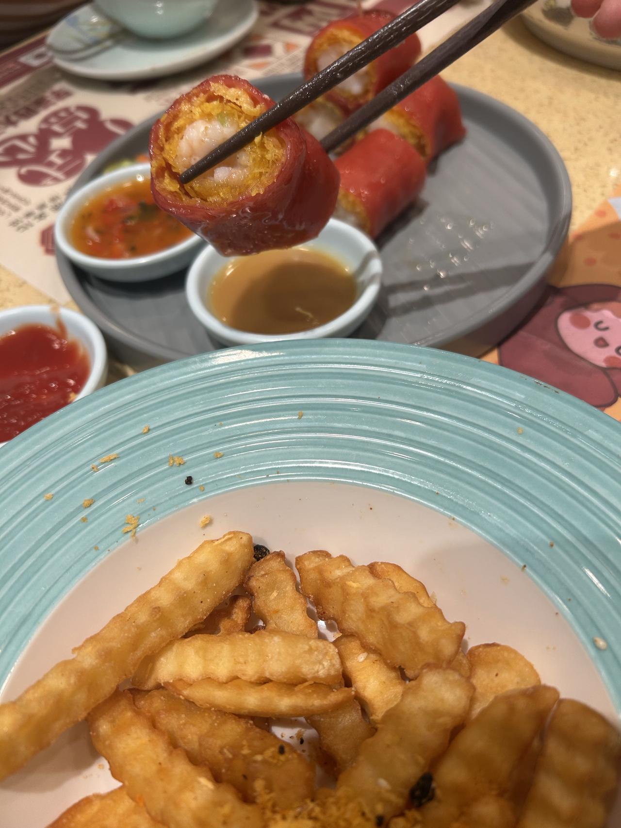 请问现在还有人在享受老牌美味佳肴的时候，会关心农民会不会吃得到不？