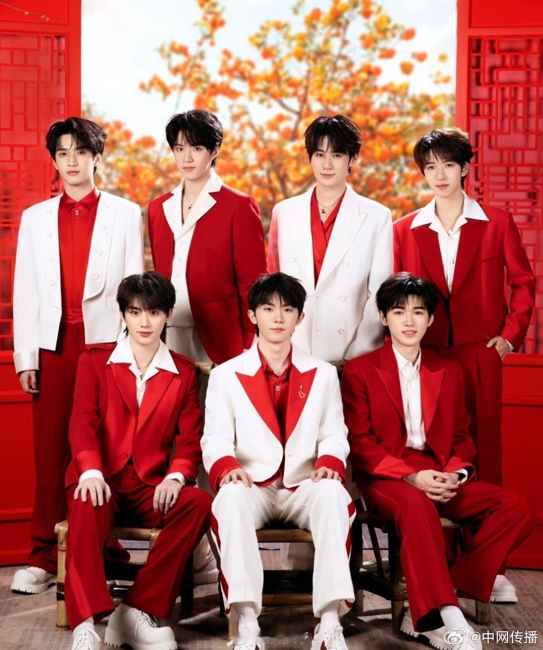 时团站好最后一班岗时团这班得上到蛇年最后一秒 今日，时代少年团全员集结加盟新春特