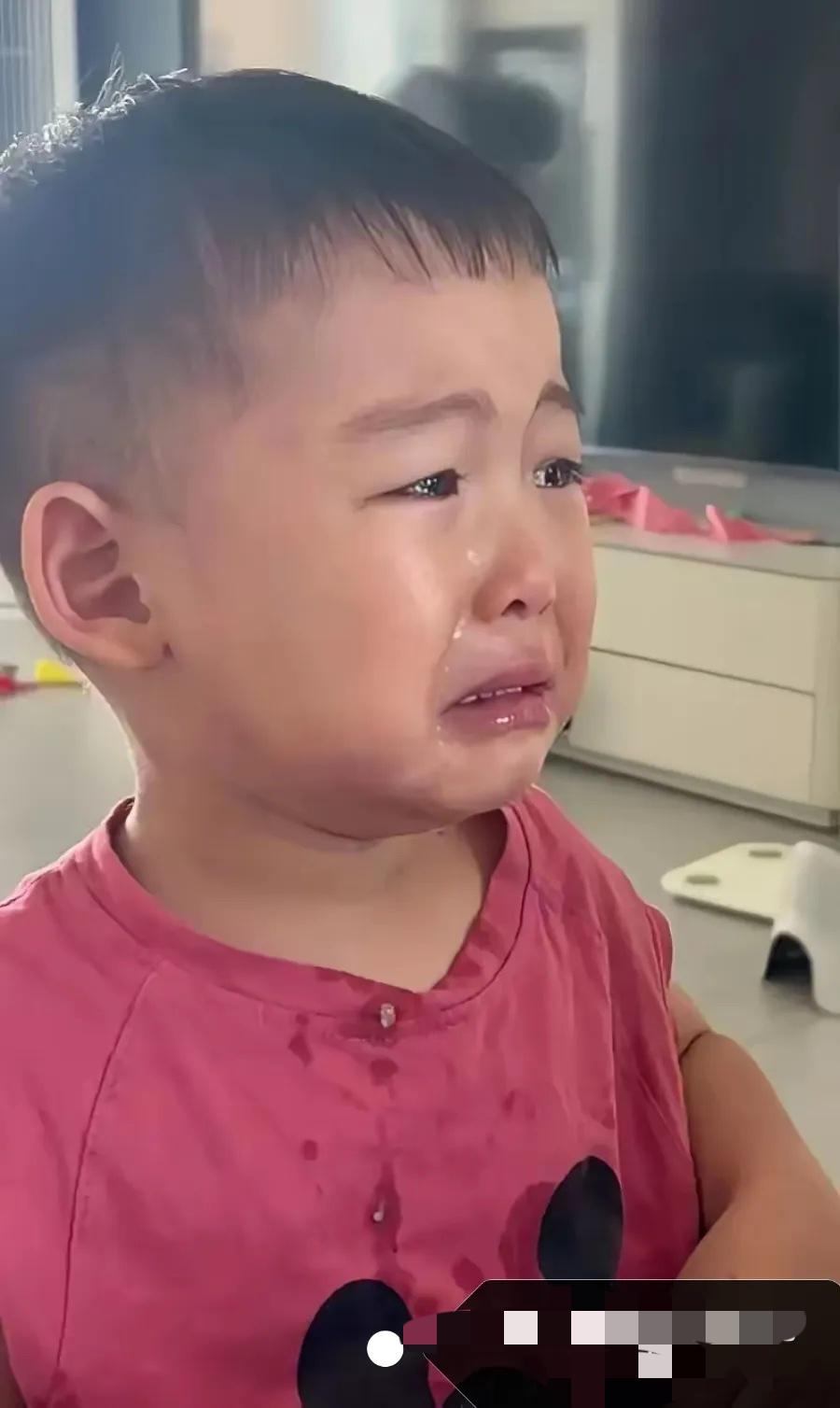 震惊啦！！！！
“脸都不要了！福建一女子因不能生育，嫁给了带着5岁儿子的男子，6