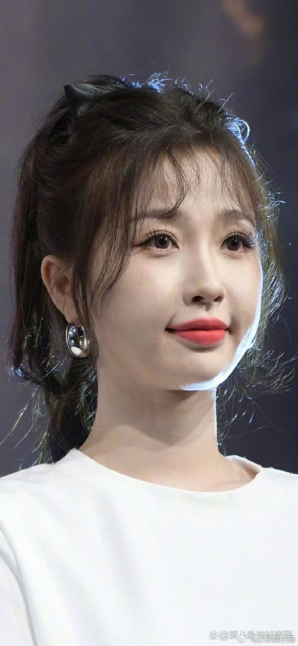 虞书欣是因为嘴凸才这样笑吗 ​​​