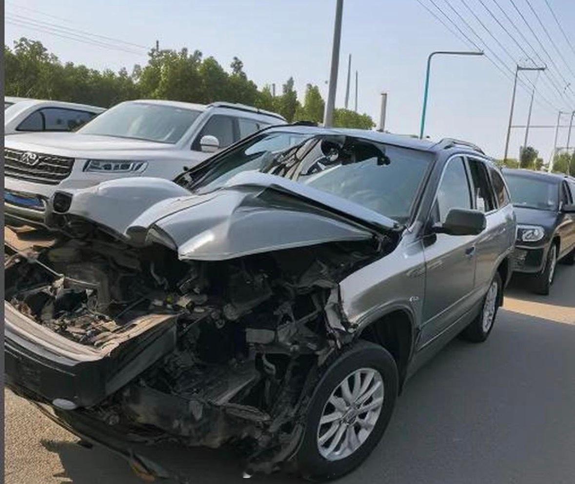 事故车和泡水车哪个更严重汽场全开 事故车至少是”看得见的伤”，专业查勘一下，撞没