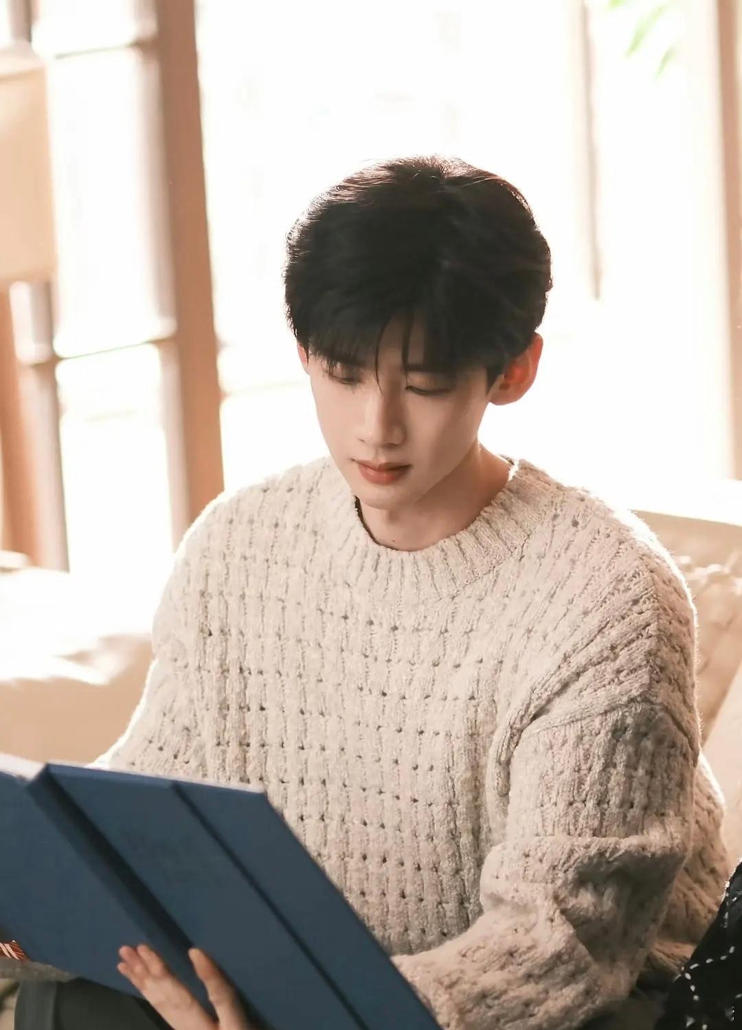 🍐🍑今年现偶剧里最帅的男主是不是白敬亭 