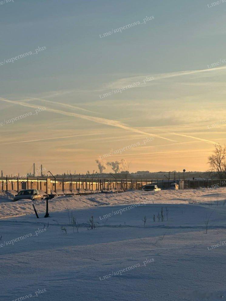 乌军今天打击了萨拉托夫炼油厂烽火问鼎计划俄乌冲突