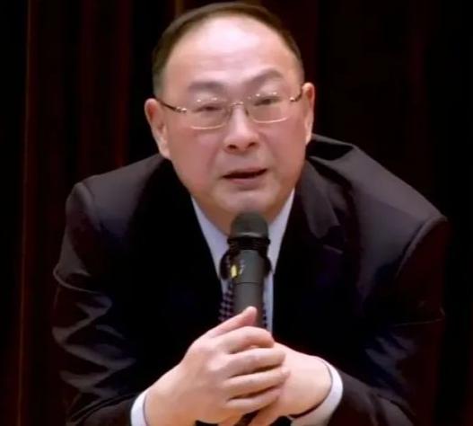 万万没想到，全球局势中“最乱”的竟是中国，人民大学金灿荣院长曾直言：中国周边环境