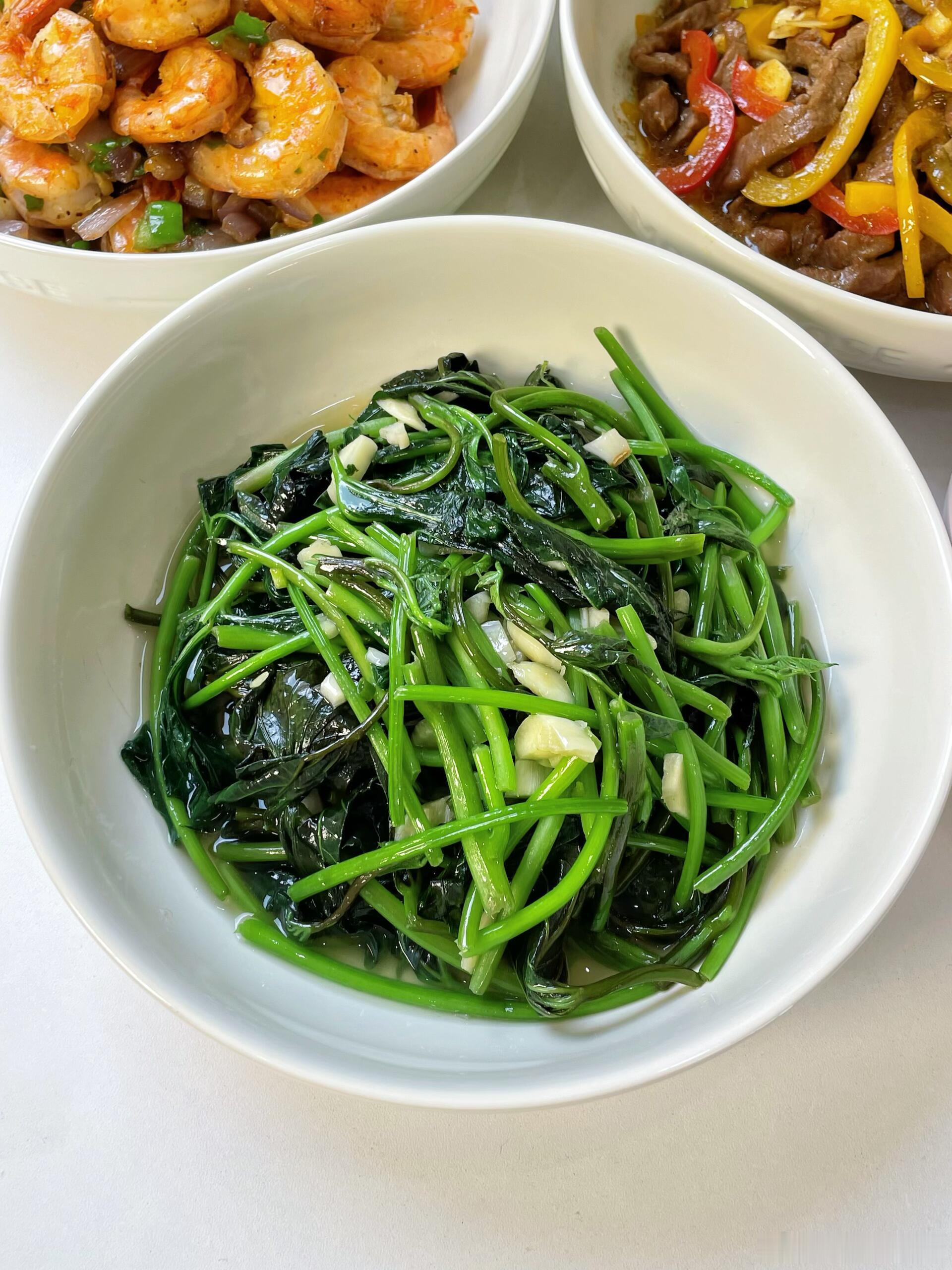 吃饭啦🍚 
