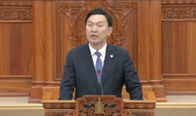 蒙古政坛大洗牌，新总理雷霆动手，中方43亿项目恐生变数
 
蒙古国政坛变天了！新