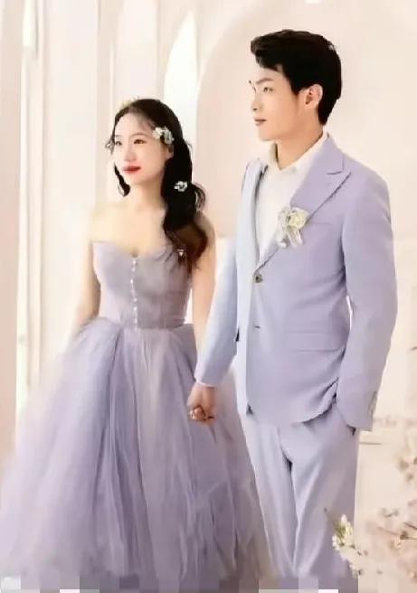 崔路路年轻那会，肯定不是坏人。

能娶到那么年轻貌美的老婆，说明当年也是有情有义