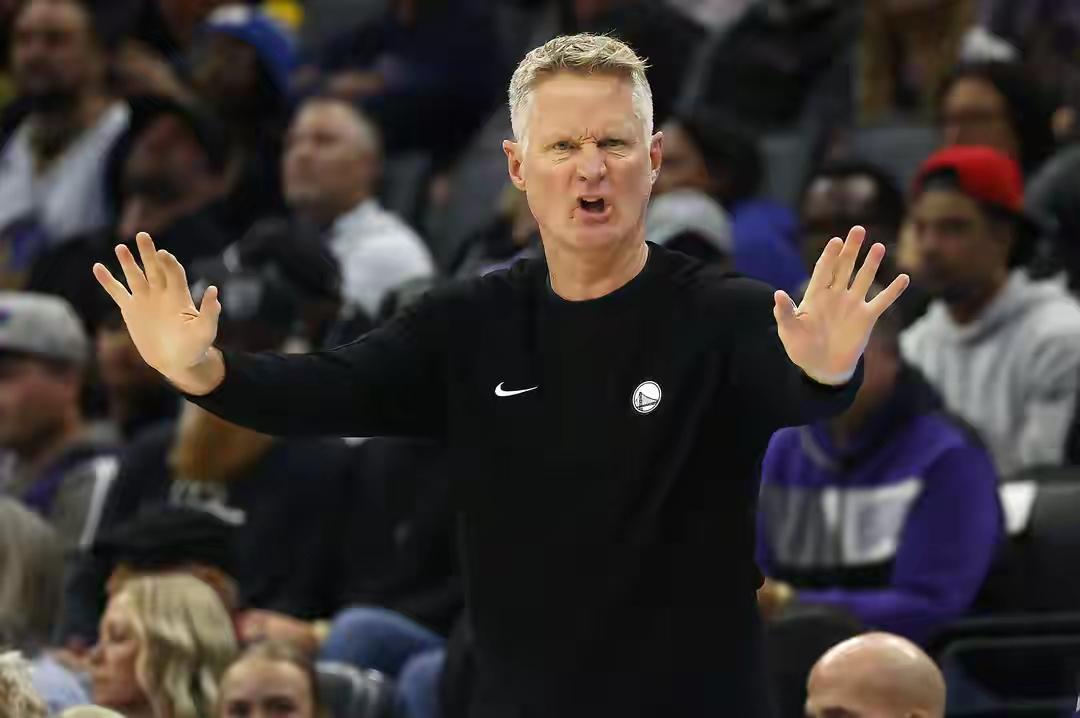 科尔下课!勇士一分惜败76人，背锅!
虽败犹荣，只是借口，逆转失败，只是表象，实