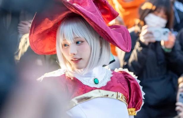日本顶级cosplayer惠奈子时隔六年重返大众视野。

以前不懂这种艺术的精髓