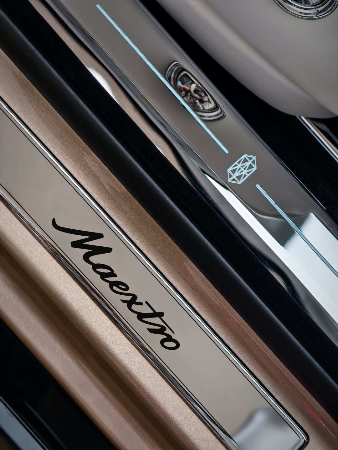 尊界S800提了，3月生产的896线激光雷达版本，嘎嘎新交付告诉我我是他交的最年