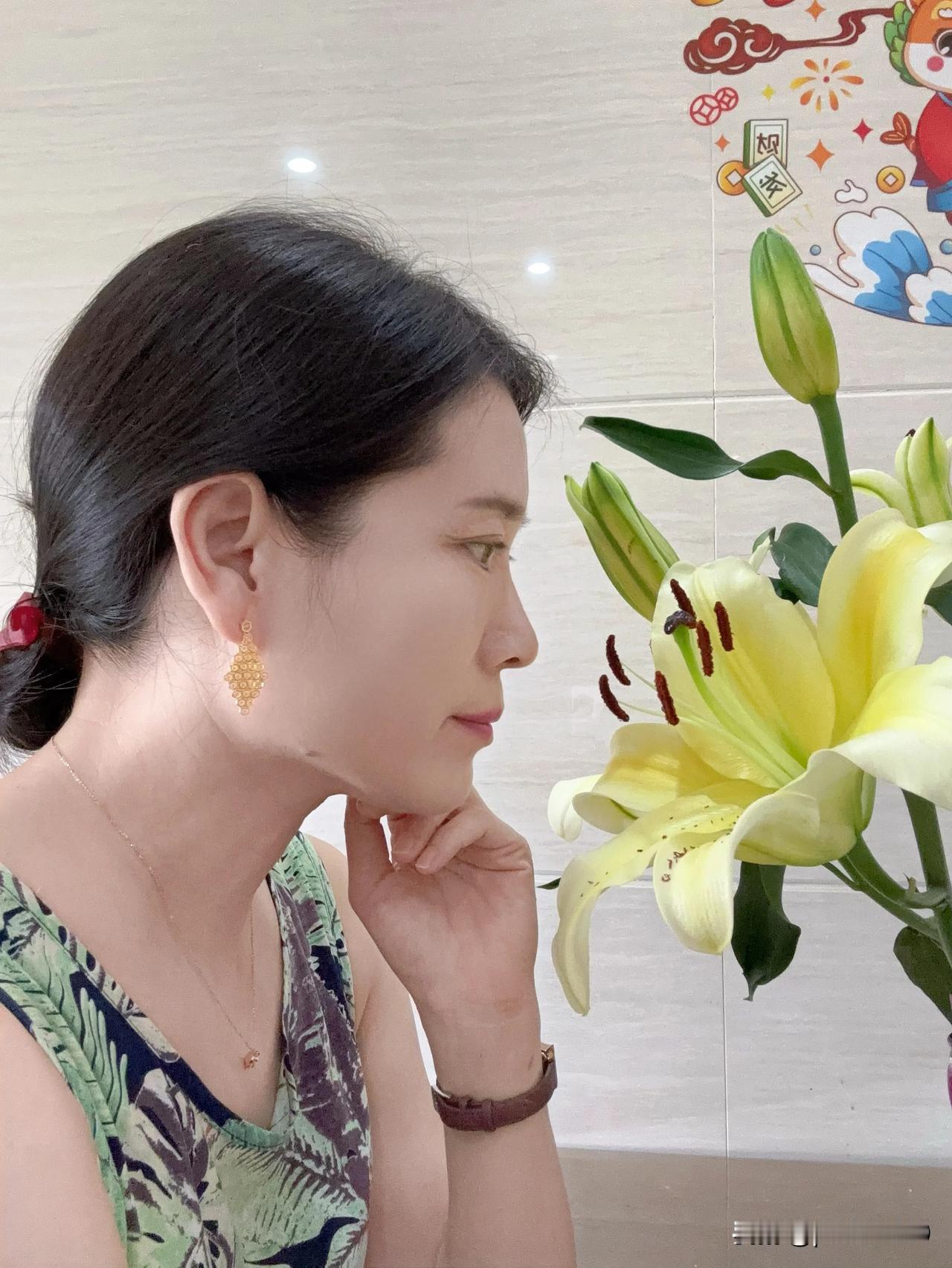 时光匆匆，且是从容，细腻的美好，藏在生活各处，才不负心中的热爱。