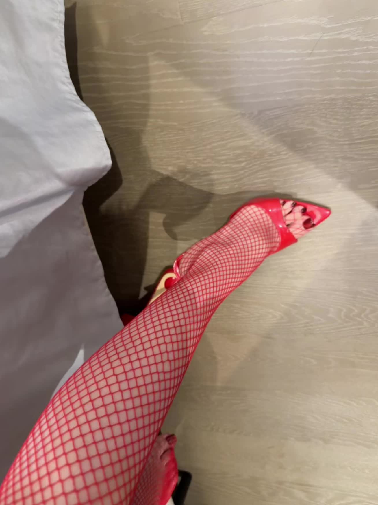 鞋柜里必须有一双红色高跟鞋！绝美