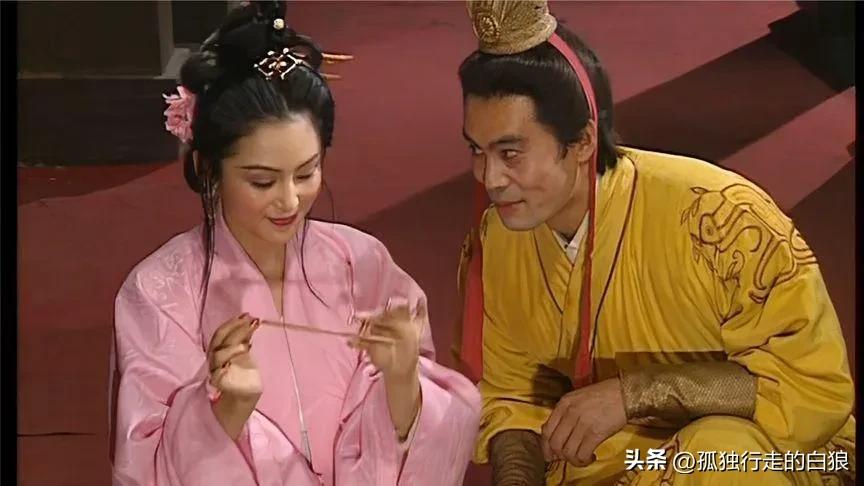 吕布戏貂蝉，张光北：导演这个色怎么演啊？

据说一开始的时候，张光北想演赵子龙，