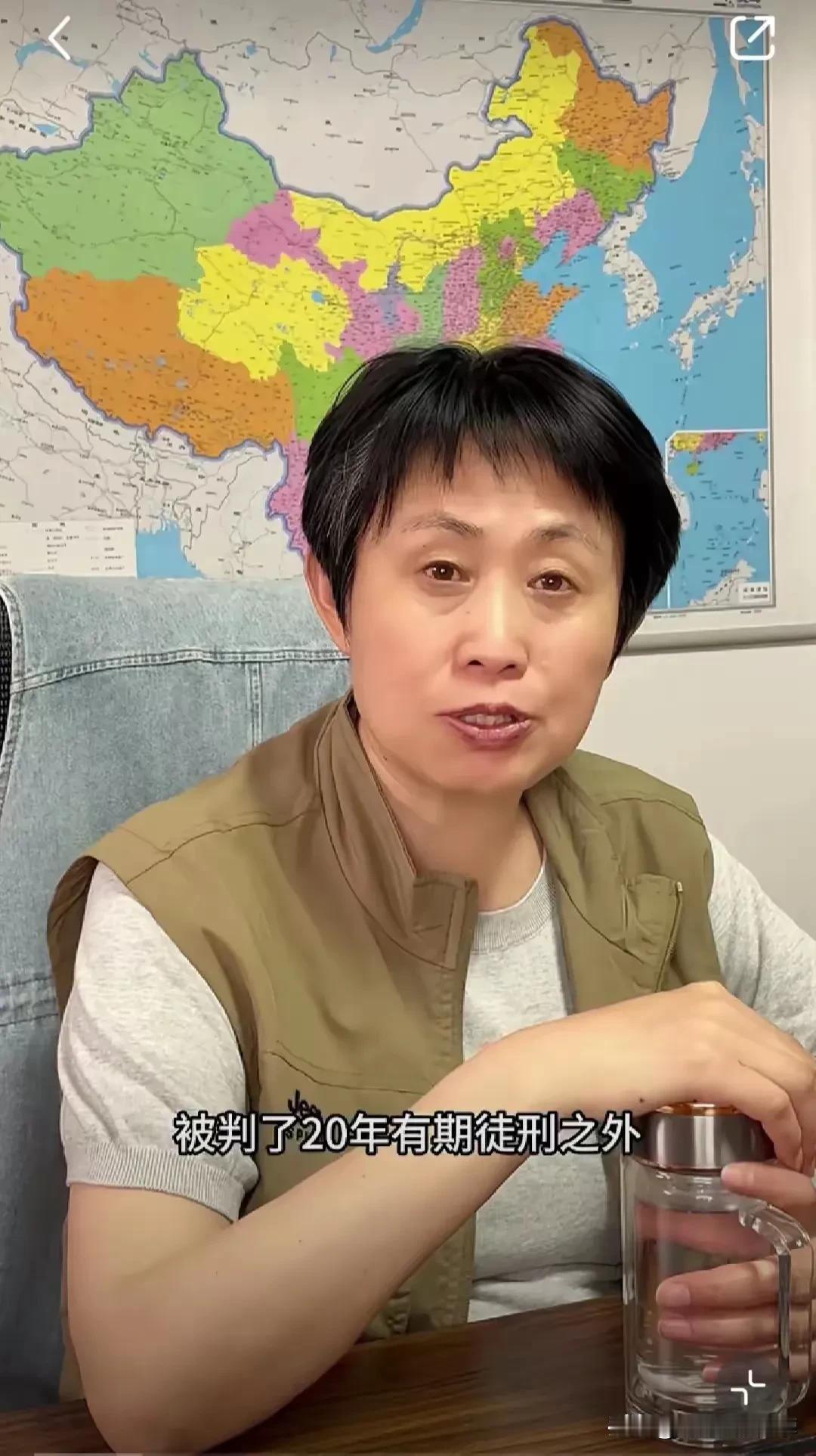 她只是卖点货，赚点钱，为什么这么多人黑她？
为女儿伸张正义有错吗？有能力的都可以