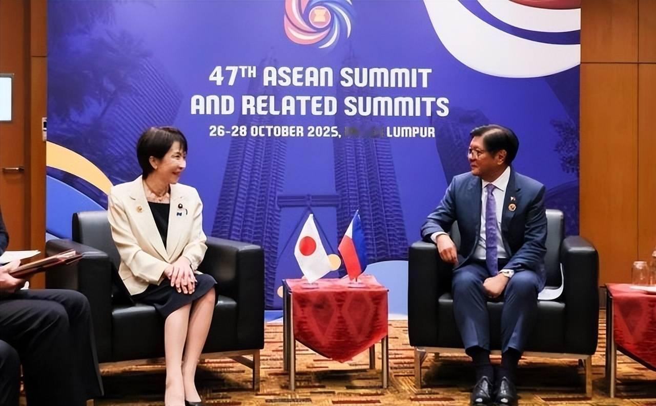 中美达成意外默契，中方拒绝日本入常，特朗普一句话直戳高市痛点
这两年看国际新闻，