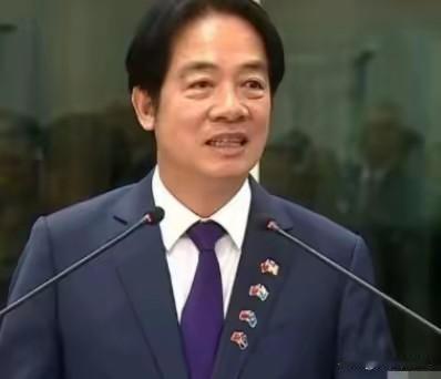 高德地图悄悄“登陆”  ，全岛都能用上真实车道级导航，网友炸锅了！
最近大家刷屏