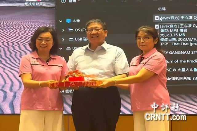 新竹县长杨文科表态力挺蓝委徐欣莹　喊话守住新竹县蓝天
中国国民党籍新竹县长杨文科