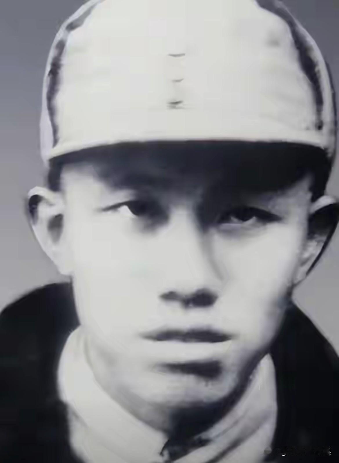 1912年9月4日，刘培善中将生于湖南茶陵，17岁参加红军。长征后他留守湘赣边坚