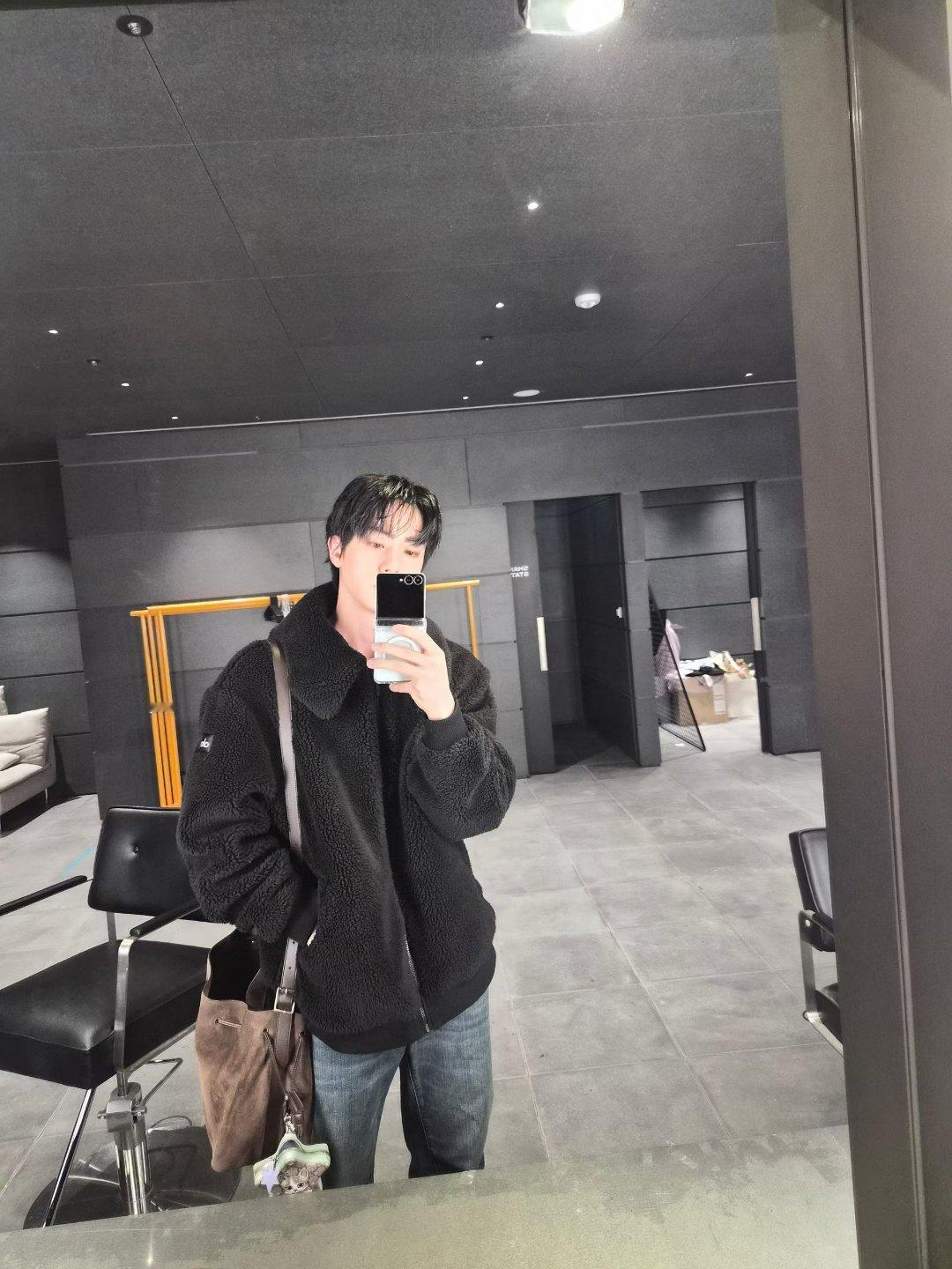 欧巴心里有妻子👍🏻👍🏻👍🏻 