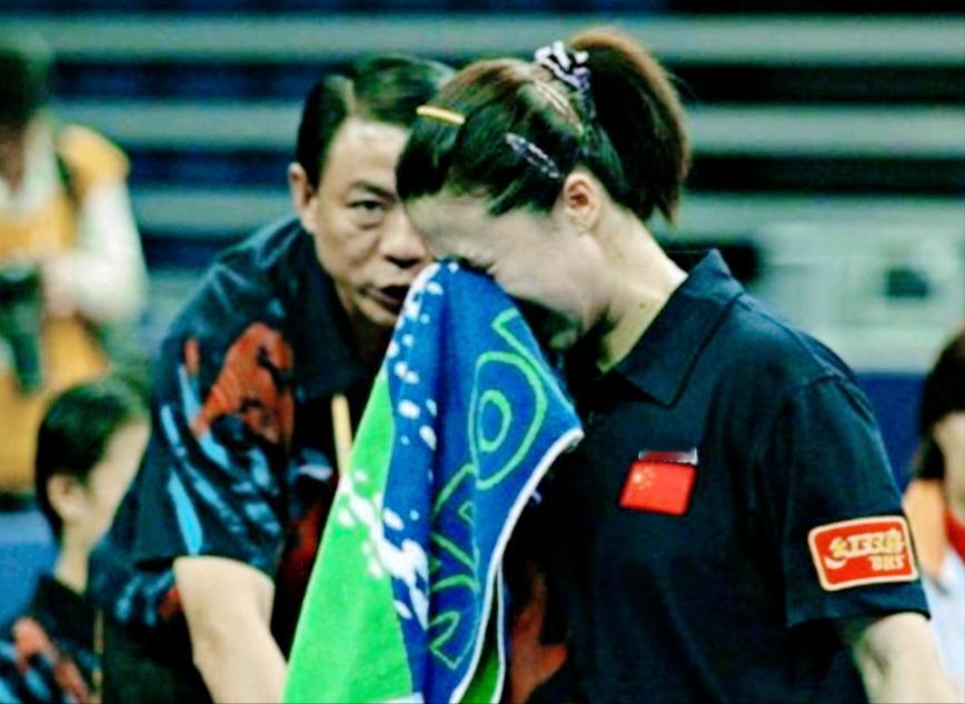 为何国乒非常重视这次伦敦世乒赛团体赛？
历史上，
国乒三任主教练下课，
都是因为