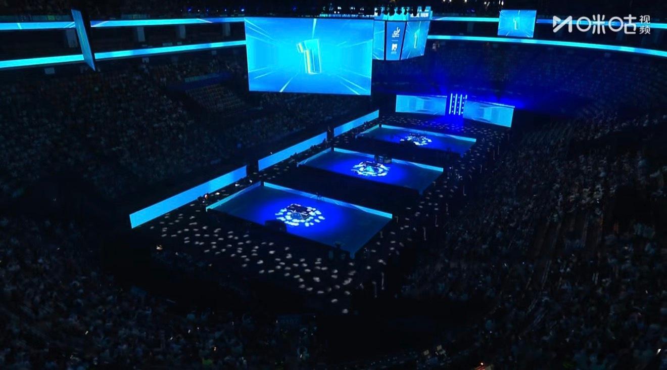 今天上座率挺高 