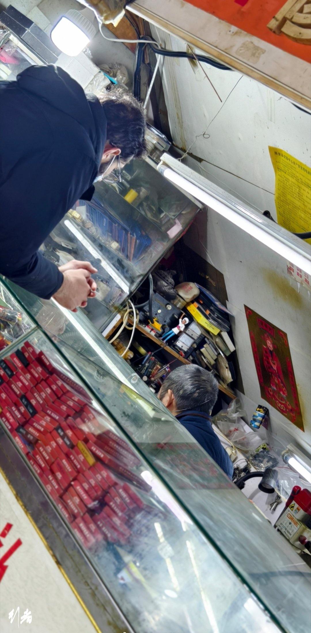 国际油价在24小时内从每桶119美元暴跌至90美元附近，单日跌幅超10%，导火索