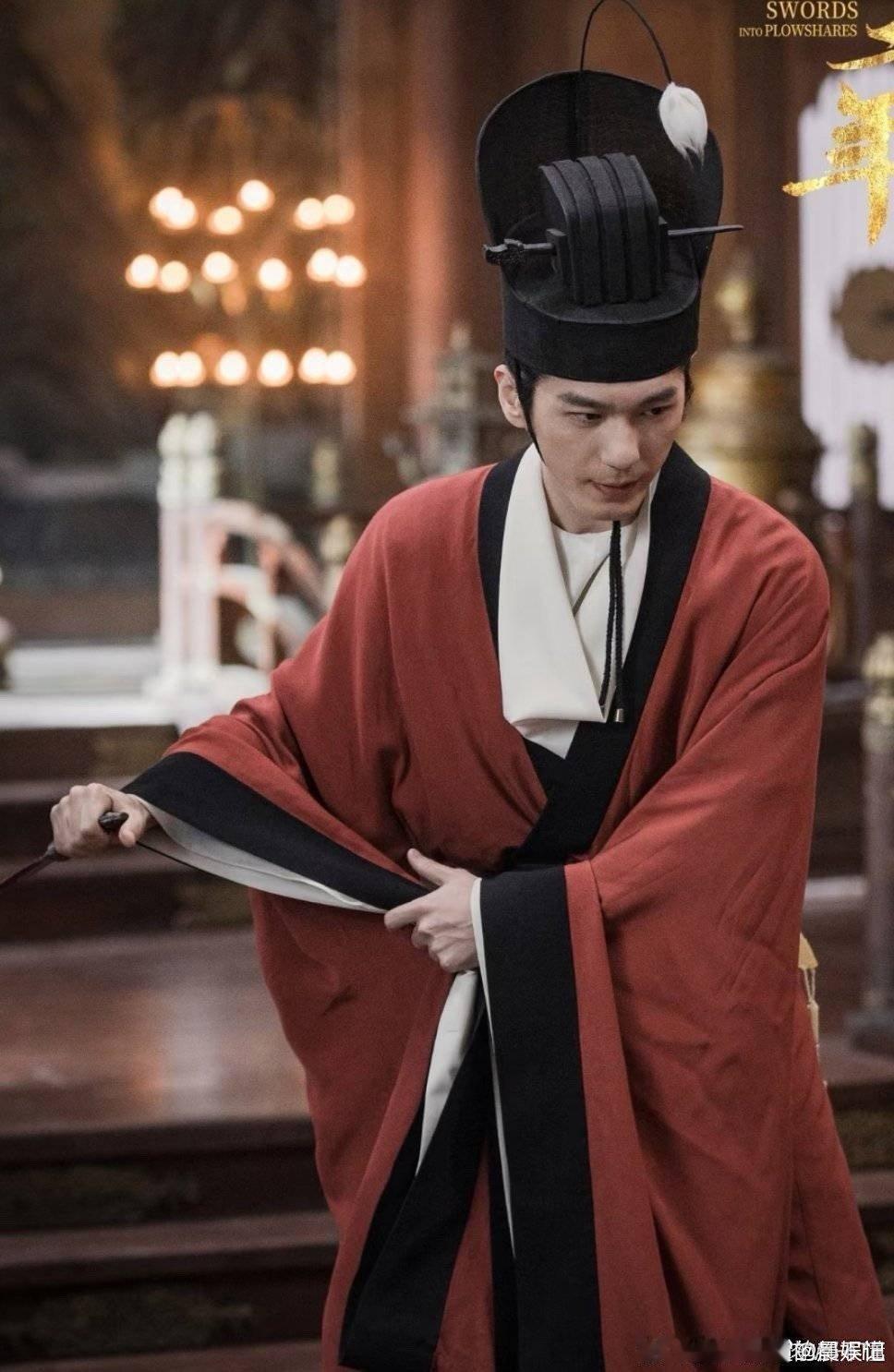 白宇内娱免检可塑性 江阳的孤注一掷，乔一成的烟火温情，钱弘俶的家国情怀，白宇精准