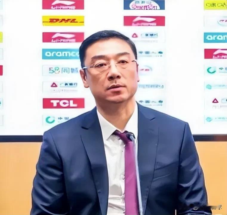 太意外了！上海109-125不敌浙江，刘鹏批评这5人表现不合格是输球原因！
1、