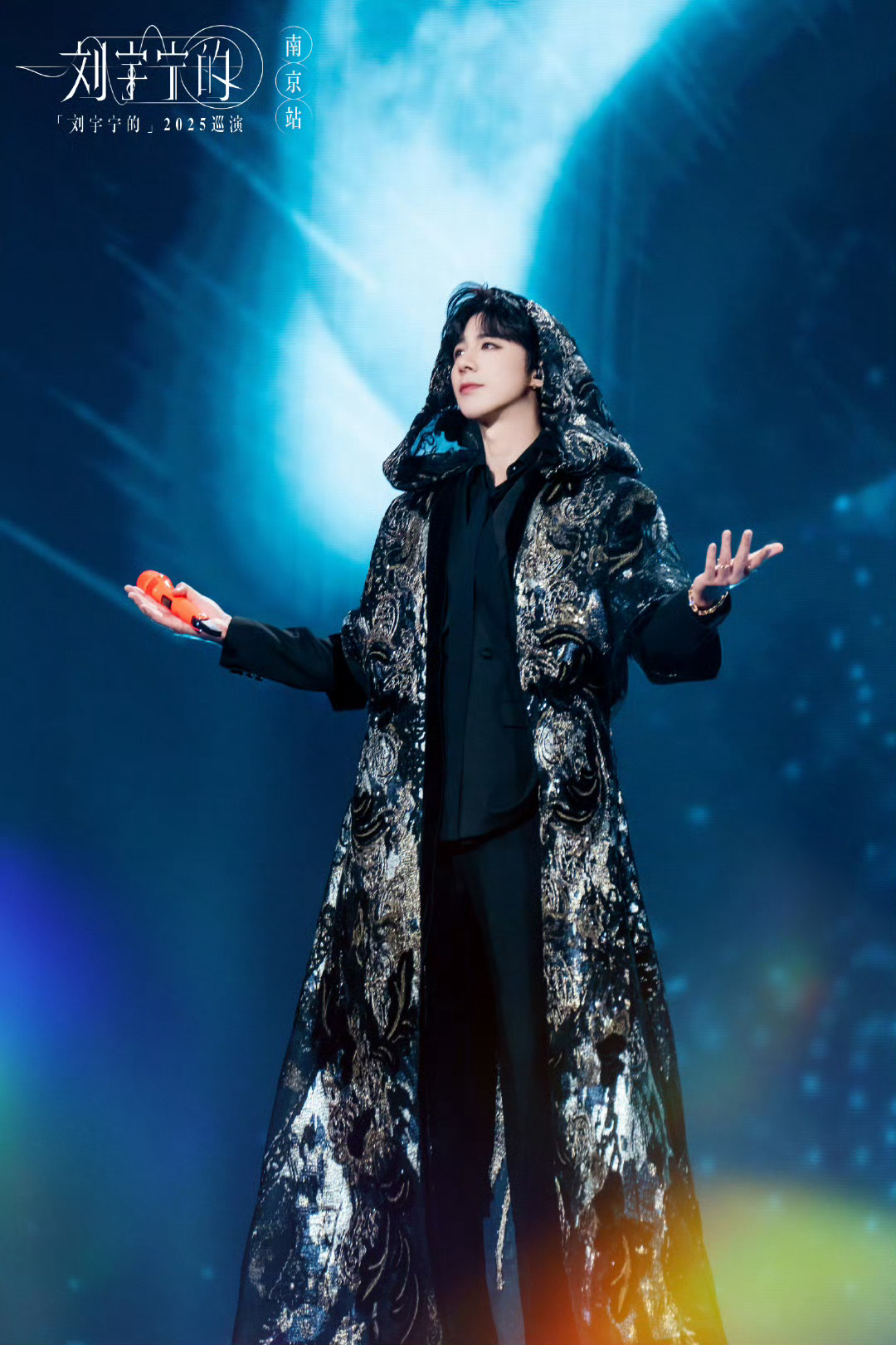 刘宇宁海飞丝品牌代言人刘宇宁，实力派歌手兼演员，深耕OST、精进演技，坚守初心稳