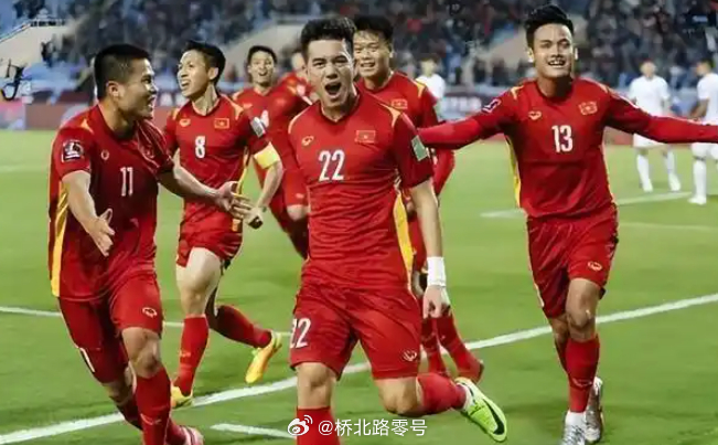 老外也疑惑中国为什么不参加世界杯被外国人质疑是因为禁止参赛不去，其实我也很疑惑。