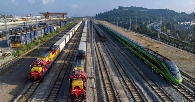 越南高铁没有选择中国是好事，因为越南修建高铁，不仅没资金，而且没技术，更没技术工