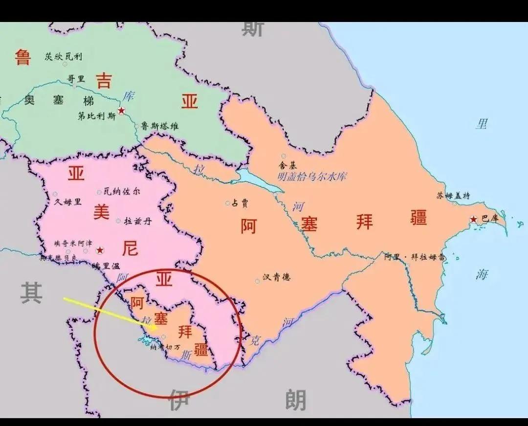 突发！两国边境再度交火，紧张局势升级！
当地时间2月13日清晨，亚美尼亚国防部发