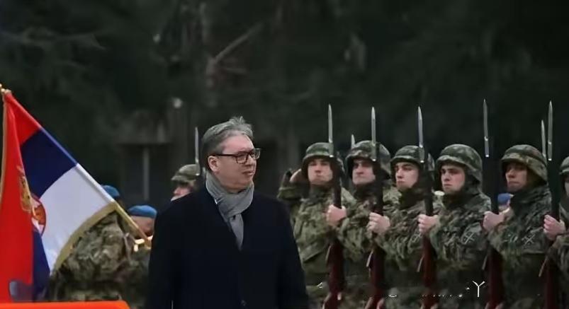 武契奇12月27日，他在国防部新址奠基仪式上官宣，2026年3月底到4月初，全国